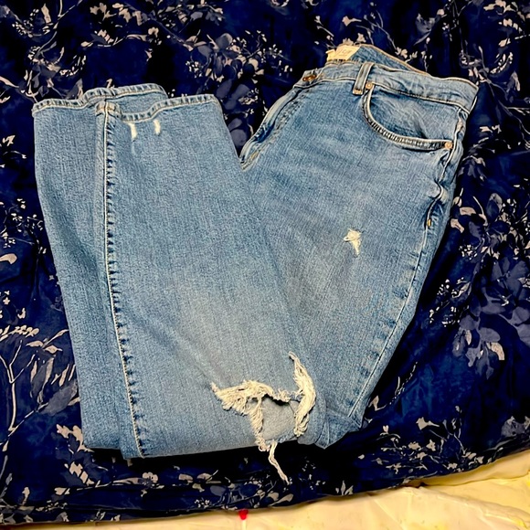 Current Elliot boyfriend Jean - Picture 2 of 4